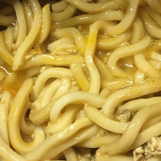 続一人暮らしのすき焼きの汁の残りで煮込みうどん